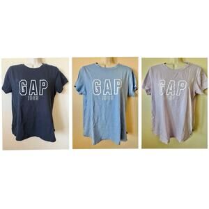 Lot Of 3 GAP Black Purple Blue Logo Crew Neck Short Sleeve Womens T Shirt Size M